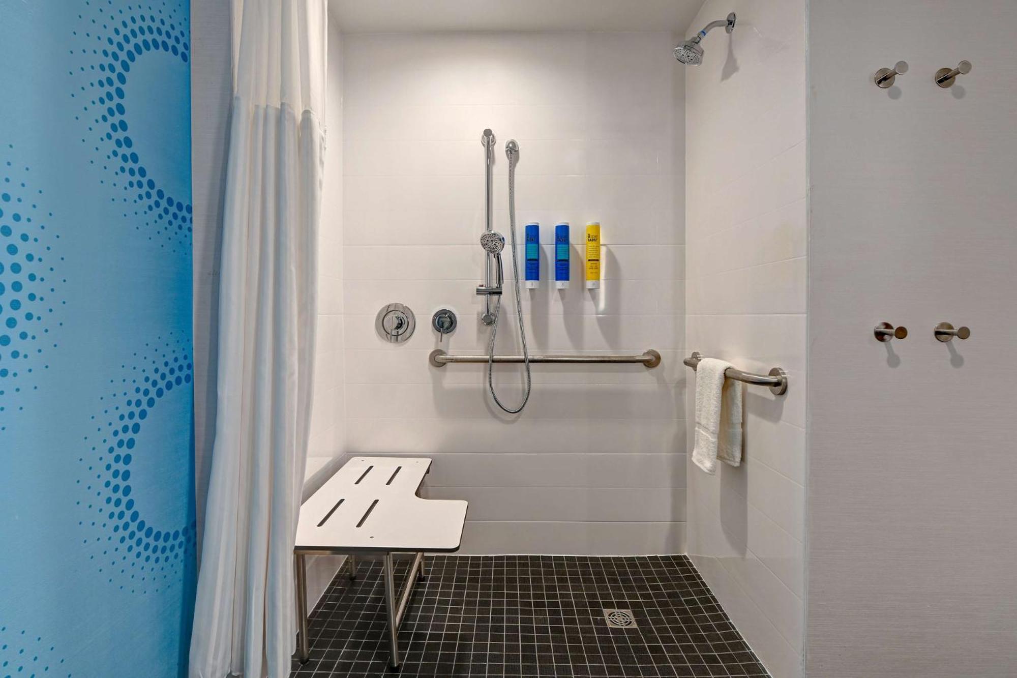 Tru By Hilton Tahlequah, Ok Otel Dış mekan fotoğraf