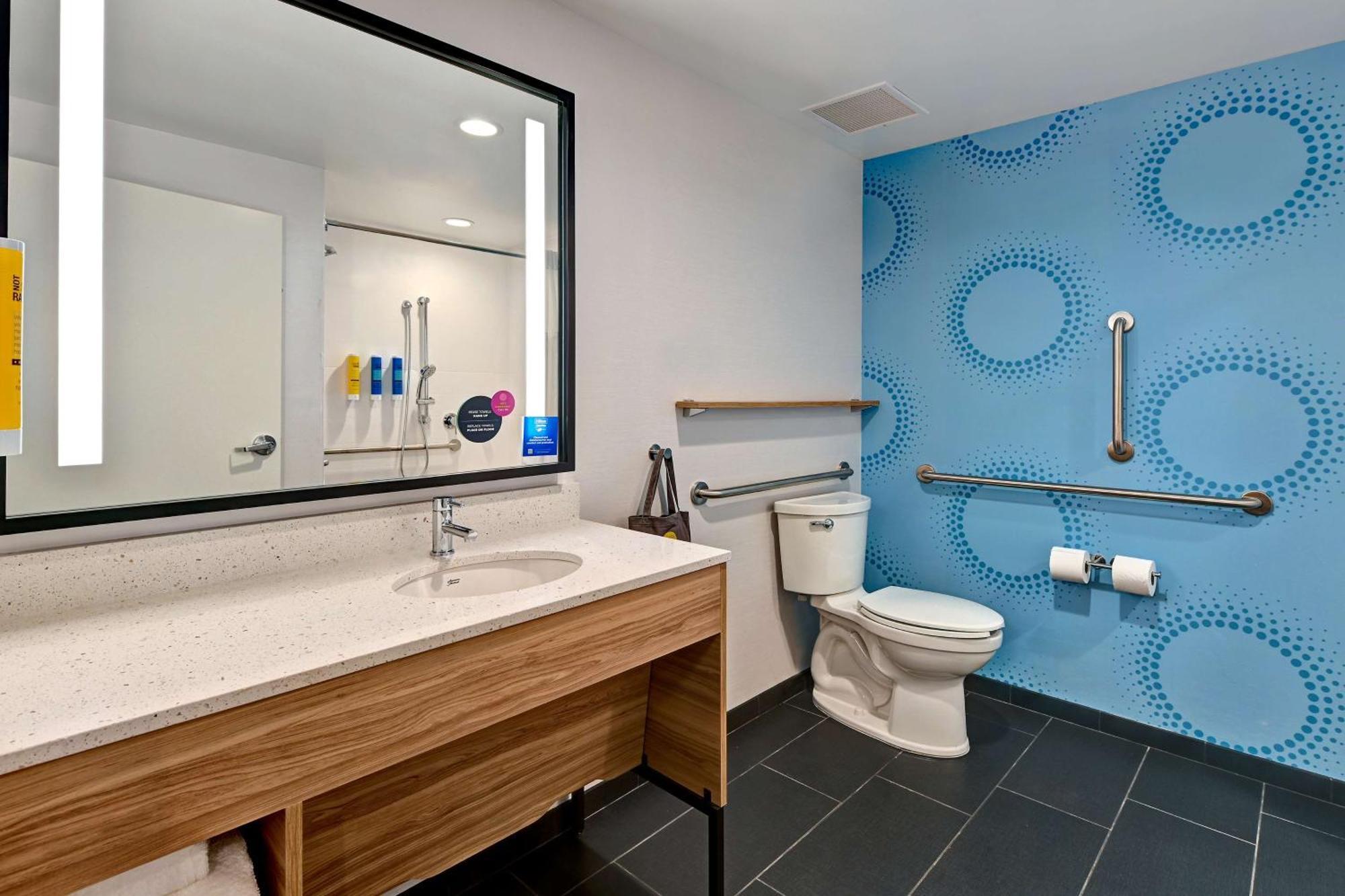 Tru By Hilton Tahlequah, Ok Otel Dış mekan fotoğraf